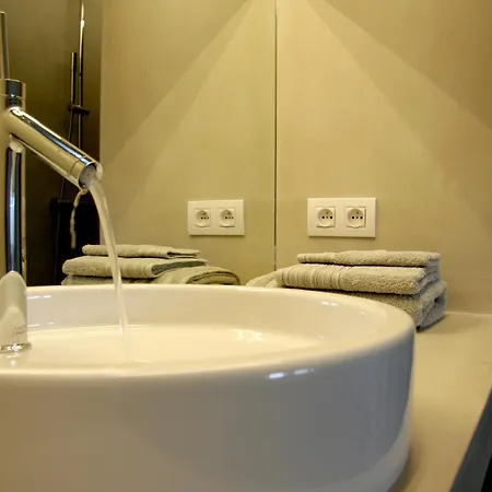 Hof Ter Kwaremont Bed & Breakfast